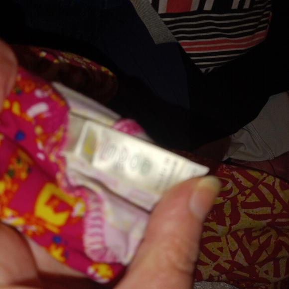 LuLaRoe Leggings Size XL - Picture 2 of 3